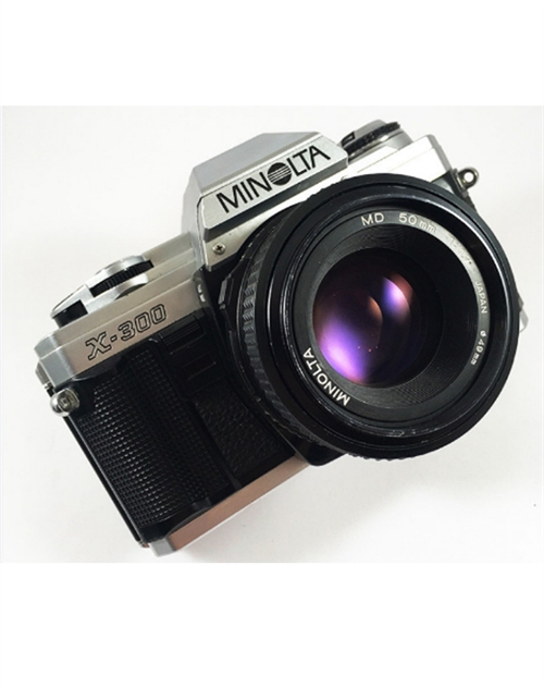 Minolta X-300 + 50mm + B-taske
